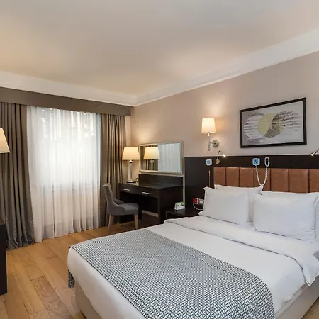 Old By Ihg 4*